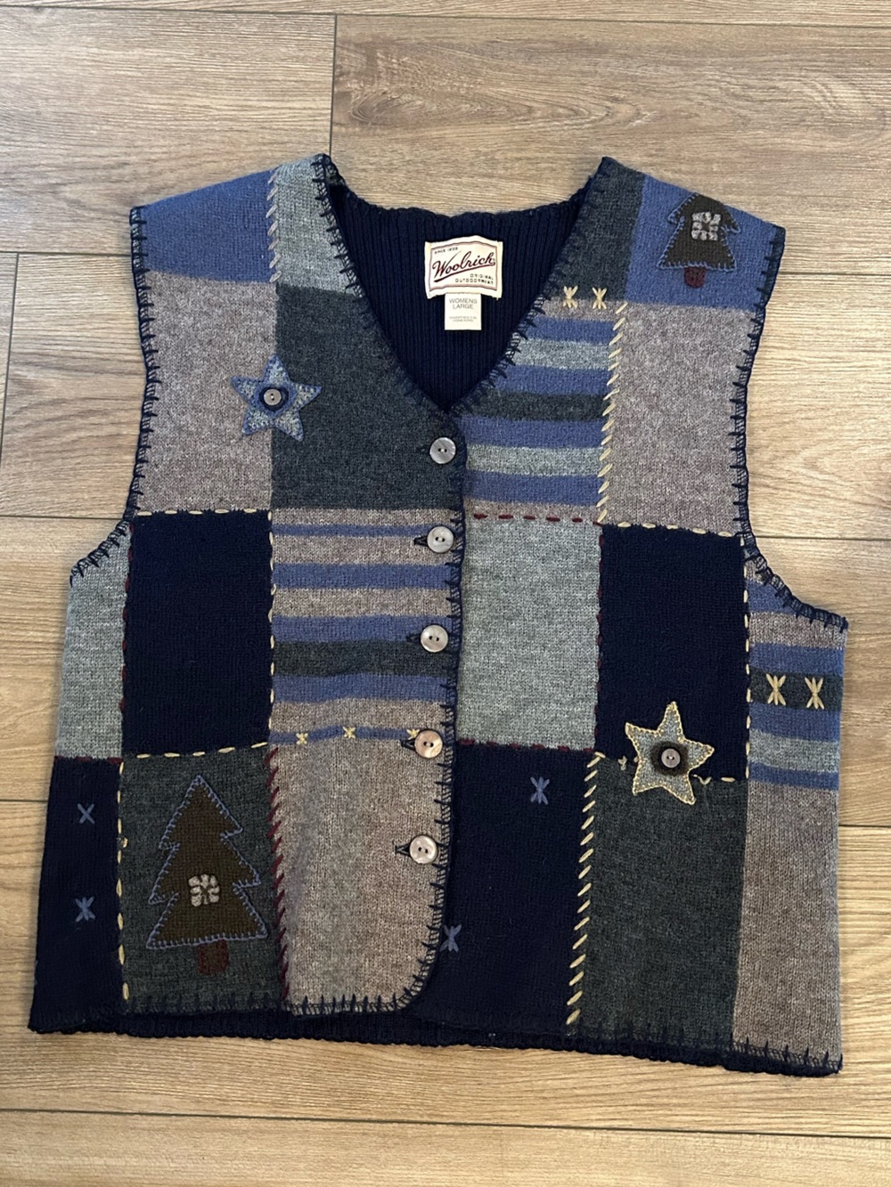 Vintage Woolrich Women’s L 100% Wool Patchwork Folk Art Sweater Vest
